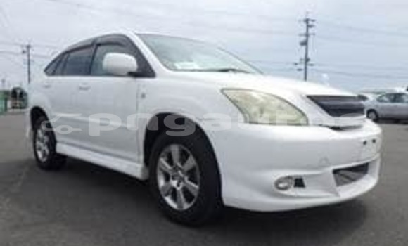 Acheter Occasion Voiture Toyota Harrier Blanc à Port Moresby, National Capital District Acheter Occasion Voiture Toyota Harrier Blanc à Port Moresby, National Capital District