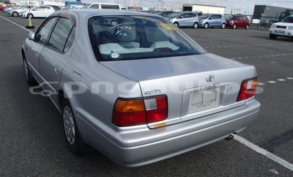 Acheter Occasion Voiture Toyota Camry Gris à Port Moresby, National Capital District Acheter Occasion Voiture Toyota Camry Gris à Port Moresby, National Capital District