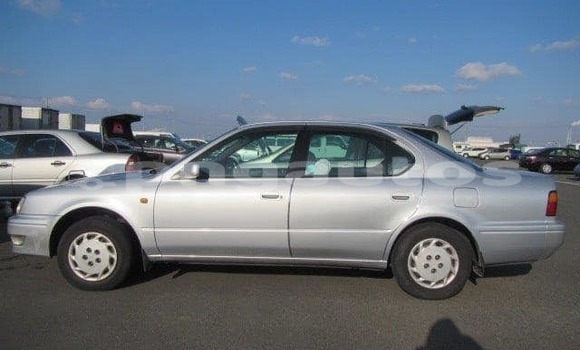 Acheter Occasion Voiture Toyota Camry Gris à Port Moresby, National Capital District Acheter Occasion Voiture Toyota Camry Gris à Port Moresby, National Capital District