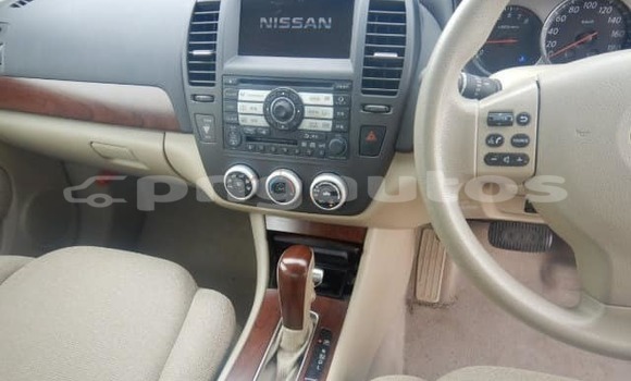 Acheter Occasion Voiture Nissan Bluebird Gris à Port Moresby, National Capital District Acheter Occasion Voiture Nissan Bluebird Gris à Port Moresby, National Capital District