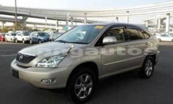 Acheter Occasion Voiture Toyota Harrier Beige à Port Moresby, National Capital District Acheter Occasion Voiture Toyota Harrier Beige à Port Moresby, National Capital District