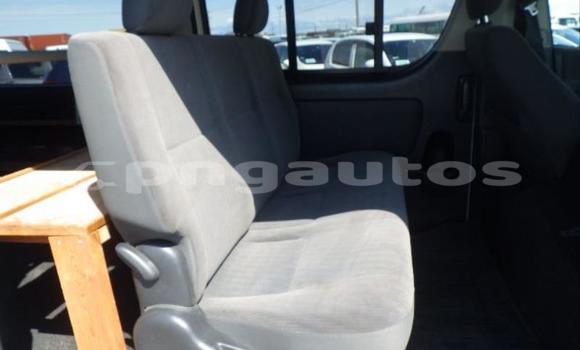 Buy Used Toyota Hiace White Car in Port Moresby in National Capital District Buy Used Toyota Hiace White Car in Port Moresby in National Capital District