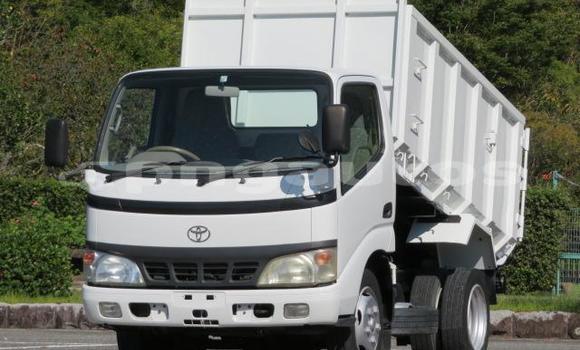 Buy Used Toyota Dyna White Car in Lae in Morobe Buy Used Toyota Dyna White Car in Lae in Morobe