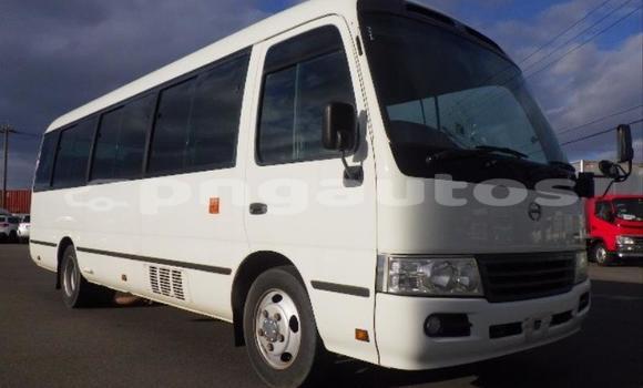 Buy Used Hudson Super Six White Car in Lae in Morobe Buy Used Hudson Super Six White Car in Lae in Morobe