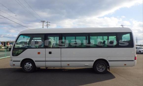 Buy Used Hudson Super Six White Car in Lae in Morobe Buy Used Hudson Super Six White Car in Lae in Morobe