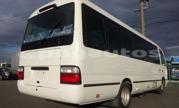 Buy Used Hudson Super Six White Car in Lae in Morobe Buy Used Hudson Super Six White Car in Lae in Morobe