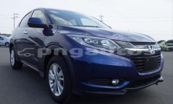 Buy Used Honda Vezel Blue Car in Port Moresby in National Capital District