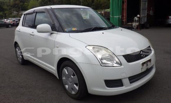 Buy Used Suzuki Swift White Car in Port Moresby in National Capital District Buy Used Suzuki Swift White Car in Port Moresby in National Capital District