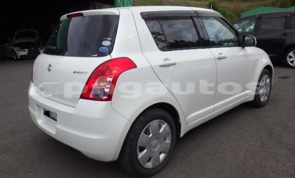 Buy Used Suzuki Swift White Car in Port Moresby in National Capital District Buy Used Suzuki Swift White Car in Port Moresby in National Capital District