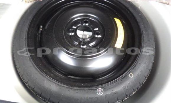 Buy Used Suzuki Swift White Car in Port Moresby in National Capital District Buy Used Suzuki Swift White Car in Port Moresby in National Capital District