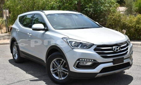 Acheter Occasion Voiture Hyundai Santa Fe Gris à Nyada, Manus Acheter Occasion Voiture Hyundai Santa Fe Gris à Nyada, Manus