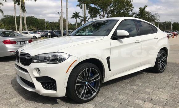 Buy New BMW X6 White Car in Tufi in Oro Buy New BMW X6 White Car in Tufi in Oro