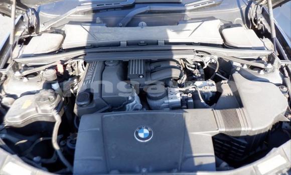 Buy Used BMW 3200 Black Car in Port Moresby in National Capital District Buy Used BMW 3200 Black Car in Port Moresby in National Capital District