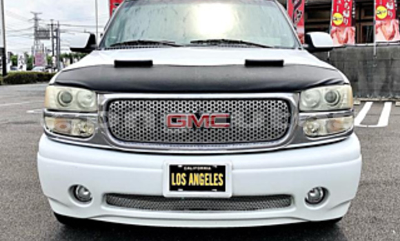 Buy Used GMC Yukon White Car in Port Moresby in National Capital District Buy Used GMC Yukon White Car in Port Moresby in National Capital District