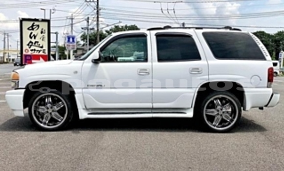 Buy Used GMC Yukon White Car in Port Moresby in National Capital District Buy Used GMC Yukon White Car in Port Moresby in National Capital District