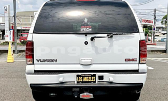 Buy Used GMC Yukon White Car in Port Moresby in National Capital District Buy Used GMC Yukon White Car in Port Moresby in National Capital District