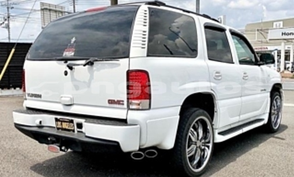 Buy Used GMC Yukon White Car in Port Moresby in National Capital District Buy Used GMC Yukon White Car in Port Moresby in National Capital District