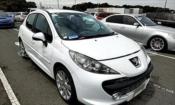 Buy Used Peugeot 207 White Car in Port Moresby in National Capital District