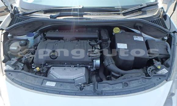 Buy Used Peugeot 207 White Car in Port Moresby in National Capital District Buy Used Peugeot 207 White Car in Port Moresby in National Capital District