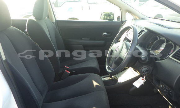 Buy Used Nissan Tiida White Car in Lae in Morobe Buy Used Nissan Tiida White Car in Lae in Morobe