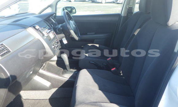 Buy Used Nissan Tiida White Car in Lae in Morobe Buy Used Nissan Tiida White Car in Lae in Morobe