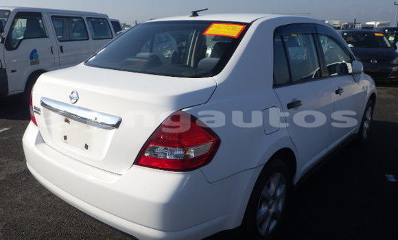 Buy Used Nissan Tiida White Car in Lae in Morobe Buy Used Nissan Tiida White Car in Lae in Morobe