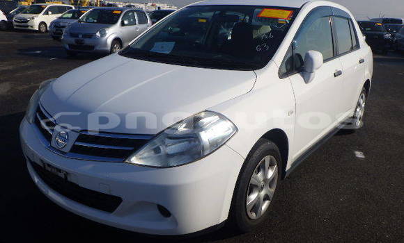 Buy Used Nissan Tiida White Car in Lae in Morobe Buy Used Nissan Tiida White Car in Lae in Morobe