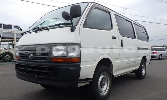 Buy Used Toyota Hiace White Car in Port Moresby in National Capital District Buy Used Toyota Hiace White Car in Port Moresby in National Capital District