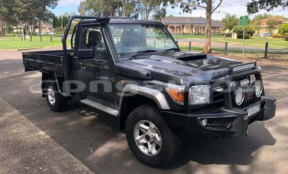 Buy Used Toyota Land Cruiser Black Car in Wabag in Enga Buy Used Toyota Land Cruiser Black Car in Wabag in Enga