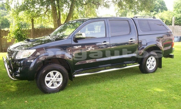 Buy Used Toyota Hilux Black Car in Port Moresby in National Capital District Buy Used Toyota Hilux Black Car in Port Moresby in National Capital District