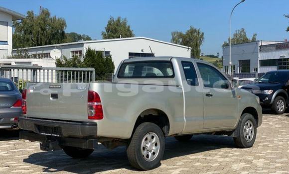 Buy Used Toyota Hilux Silver Car in Port Moresby in National Capital District Buy Used Toyota Hilux Silver Car in Port Moresby in National Capital District