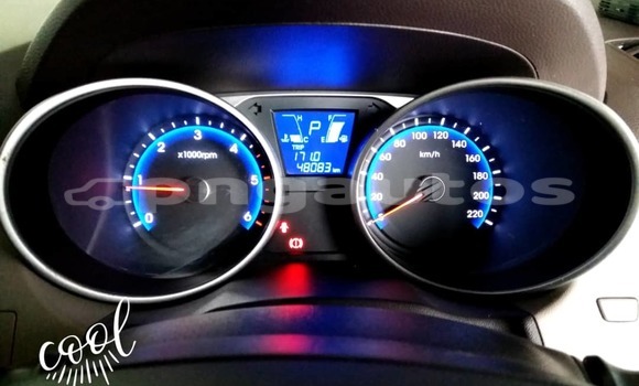 Buy Used Hyundai Tucson Silver Car in Port Moresby in National Capital District Buy Used Hyundai Tucson Silver Car in Port Moresby in National Capital District