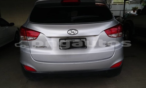 Buy Used Hyundai Tucson Silver Car in Port Moresby in National Capital District Buy Used Hyundai Tucson Silver Car in Port Moresby in National Capital District