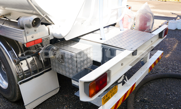 Buy Used Iveco Cargo Red Truck in Port Moresby in National Capital District Buy Used Iveco Cargo Red Truck in Port Moresby in National Capital District