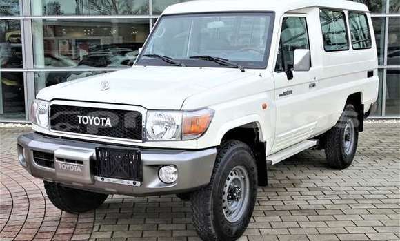 Buy Import Toyota Land Cruiser Other Car in Port Moresby in National Capital District Buy Import Toyota Land Cruiser Other Car in Port Moresby in National Capital District