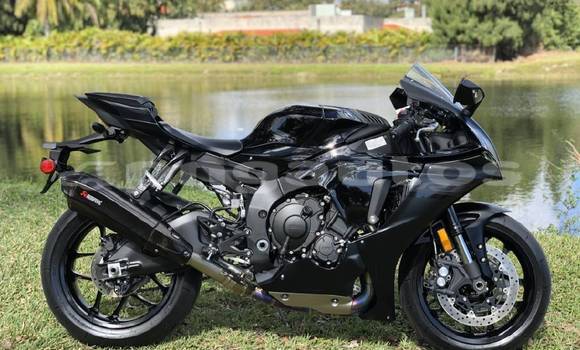 Buy Used Yamaha R1 Black Bike in Port Moresby in National Capital District Buy Used Yamaha R1 Black Bike in Port Moresby in National Capital District