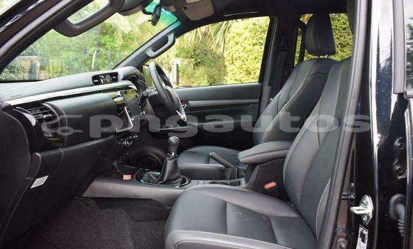 Buy Used Toyota Hilux Black Car in Port Moresby in National Capital District Buy Used Toyota Hilux Black Car in Port Moresby in National Capital District
