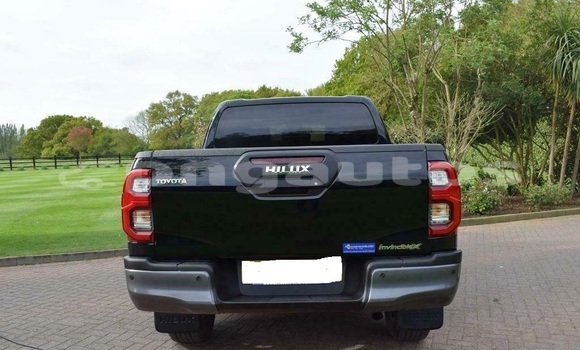 Buy Used Toyota Hilux Black Car in Port Moresby in National Capital District Buy Used Toyota Hilux Black Car in Port Moresby in National Capital District
