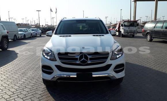 Buy Used Mercedes-Benz GLE White Car in Lae in Morobe Buy Used Mercedes-Benz GLE White Car in Lae in Morobe