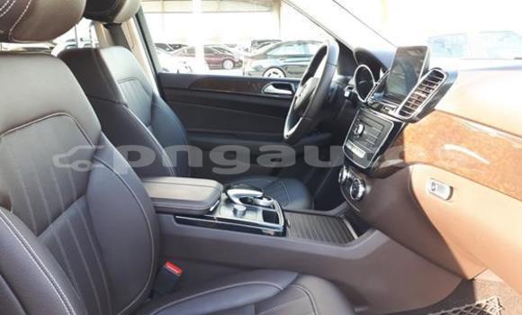 Buy Used Mercedes-Benz GLE White Car in Lae in Morobe Buy Used Mercedes-Benz GLE White Car in Lae in Morobe