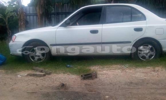Buy Used Hyundai Accent White Car in Port Moresby in National Capital District Buy Used Hyundai Accent White Car in Port Moresby in National Capital District
