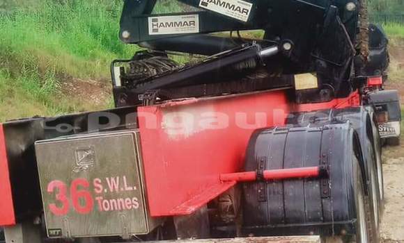 Buy Used Hino 500 Blue Truck in Mount Hagen in Western Highlands Buy Used Hino 500 Blue Truck in Mount Hagen in Western Highlands