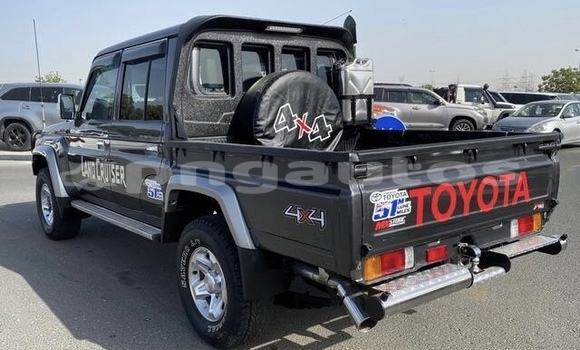 Buy Used Toyota Land Cruiser Black Car in Karkar in Madang Buy Used Toyota Land Cruiser Black Car in Karkar in Madang