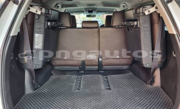 Buy Used Toyota Fortuner White Car in Kainantu in Eastern Highlands Buy Used Toyota Fortuner White Car in Kainantu in Eastern Highlands