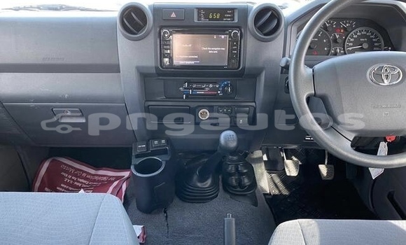 Buy Used Toyota Land Cruiser Black Car in Arufa in Western Highlands Buy Used Toyota Land Cruiser Black Car in Arufa in Western Highlands