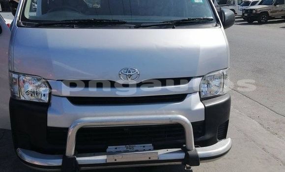 Buy Used Toyota Hiace Green Car in Port Moresby in National Capital District Buy Used Toyota Hiace Green Car in Port Moresby in National Capital District