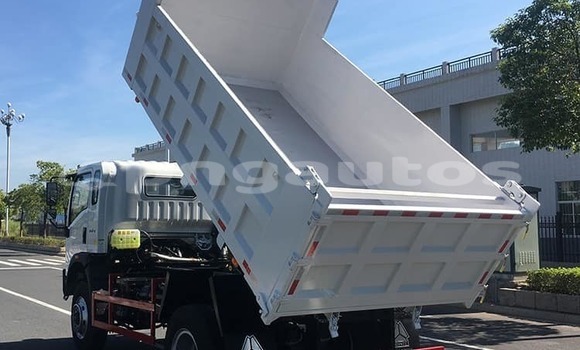 Buy Used Dadi City Leading Other Car in Port Moresby in National Capital District Buy Used Dadi City Leading Other Car in Port Moresby in National Capital District