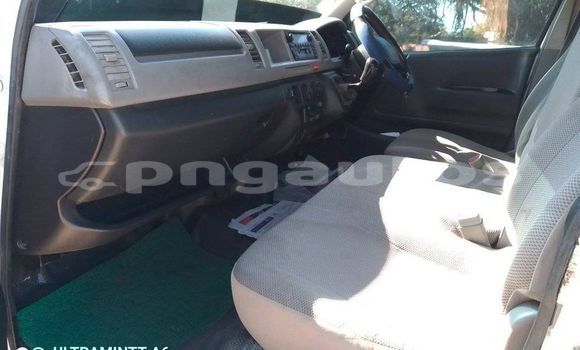Buy Used Toyota Hiace Other Car in Port Moresby in National Capital District Buy Used Toyota Hiace Other Car in Port Moresby in National Capital District