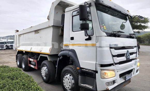 Buy Used Sino Howo White Truck in Port Moresby in National Capital District Buy Used Sino Howo White Truck in Port Moresby in National Capital District