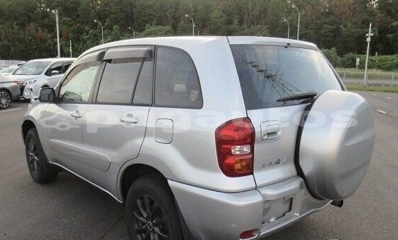 Acheter Occasion Voiture Toyota RAV4 Gris à Port Moresby, National Capital District Acheter Occasion Voiture Toyota RAV4 Gris à Port Moresby, National Capital District